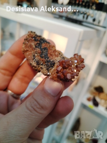 Ванадинит от Мароко, много изгодно , снимка 4 - Колекции - 51542495