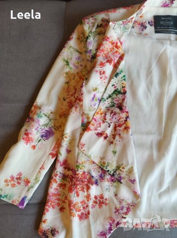 Дамско сако/блеайзър Bershka, снимка 5 - Сака - 28890529