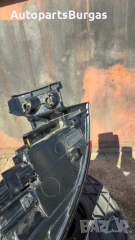 Toyota corolla cross - Десен външен стоп (USA), снимка 4 - Части - 53521348