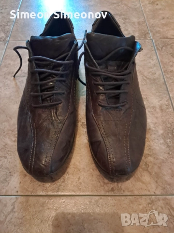 Продавам мъжки обувки естествена кожа номер 41