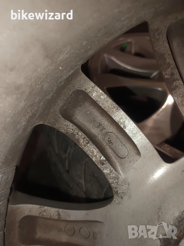 Джанти с летни гуми Firestone 215 50 17 цола 5 х114.3 66.1 централен, снимка 11 - Гуми и джанти - 53102279