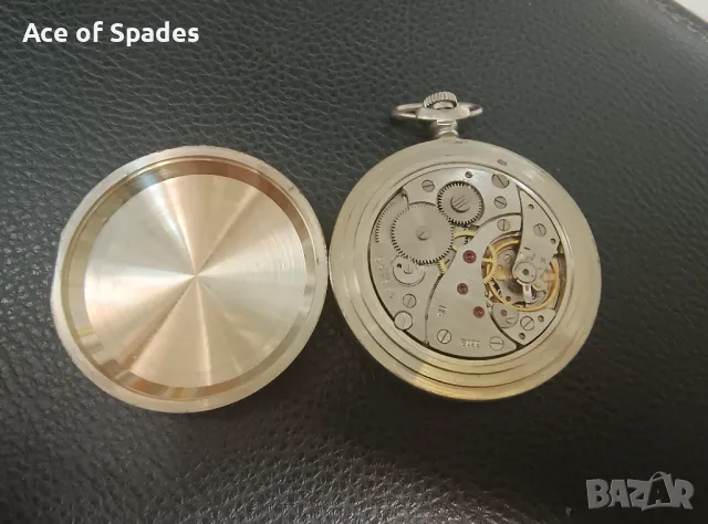 Като нов Джобен Часовник Молния Кораб Сделано в СССР Работещ , снимка 12 - Антикварни и старинни предмети - 47595165