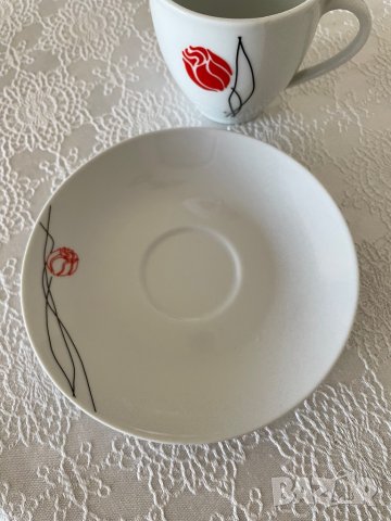 Сервиз от чаши и чинии от 16 части , снимка 2 - Сервизи - 43906955