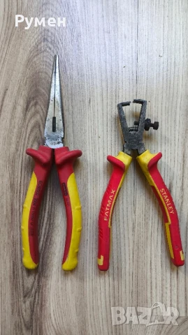 Клещи STANLEY VDE 1000V   