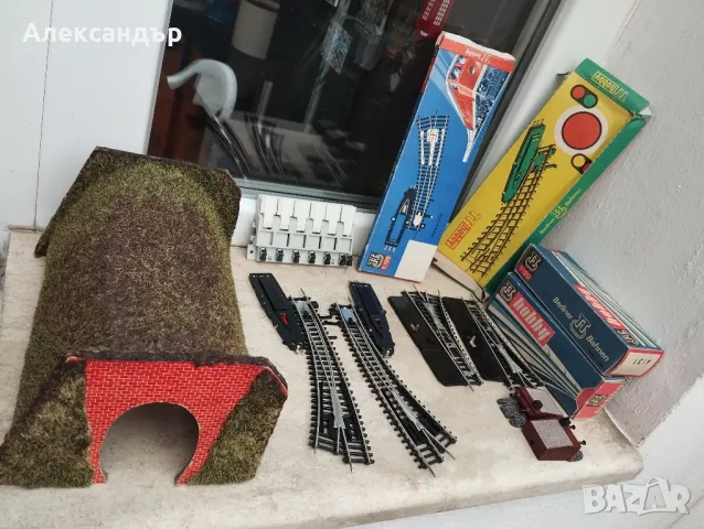 Електрически локомотив вагони и трансфоматор, снимка 2 - Колекции - 47599943