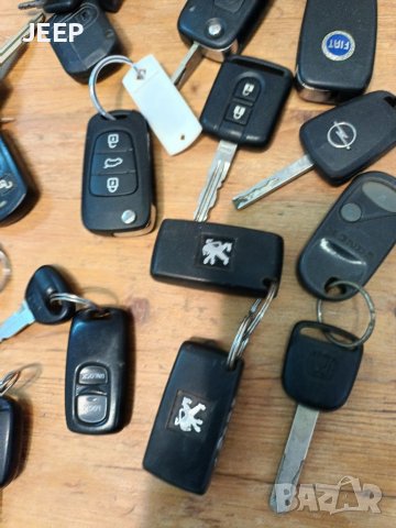 Авто ключове, снимка 4 - Аксесоари и консумативи - 38113299