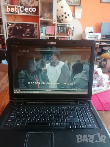 Лаптоп "ASUS" , снимка 2 - Лаптопи за дома - 53042423