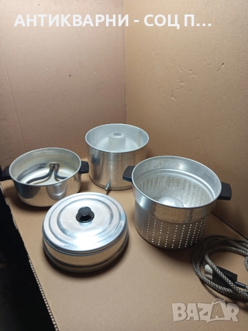 Соц Стара Електрическа Руска Соковарка., снимка 8 - Антикварни и старинни предмети - 51537703