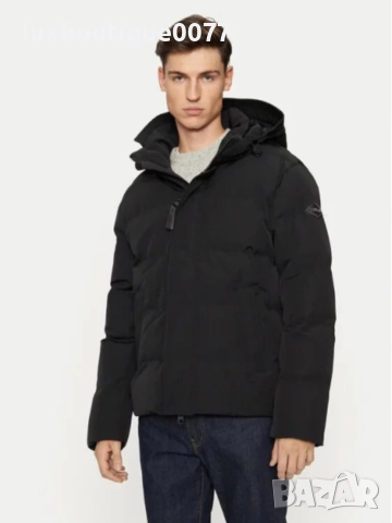 Чисто нова без етикет зимна пухена парка Replay XL