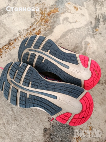 Маратонки за момиче Асикс, снимка 9 - Детски маратонки - 51765054