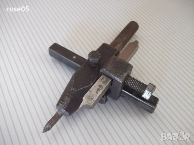 Фреза за пробиване на отвори в плочки