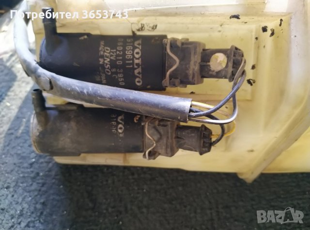 Volvo V70---S60---S80 съд за стъкло измиване , снимка 3 - Части - 44087167