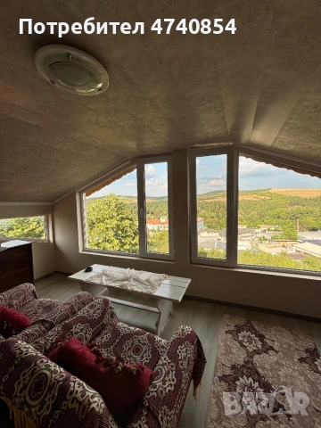 Двуетажна тухлена къща с таванска стая, двор и гараж в гр. Омуртаг, снимка 18 - Къщи - 53512135