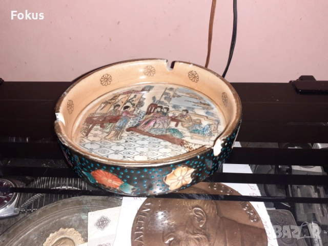 Сатцума Satsuma стар ваза пепелник порцелан маркиран