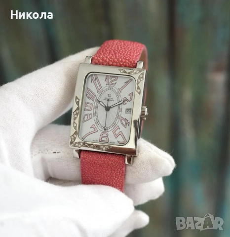 Дамски часовник с диаманти - Officina del Tempo, 29x37мм, снимка 4 - Дамски - 52344634