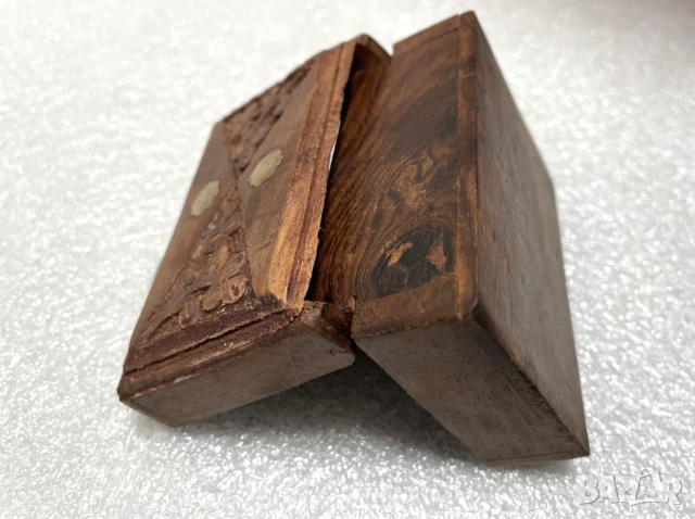 Малка стара Гравирана дървена Кутия за бижута, снимка 10 - Декорация за дома - 51130804