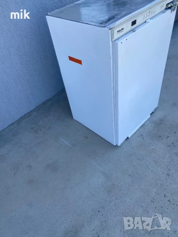 Малък фризер Миеле 3 чекмеджета, снимка 3 - Фризери - 50820787