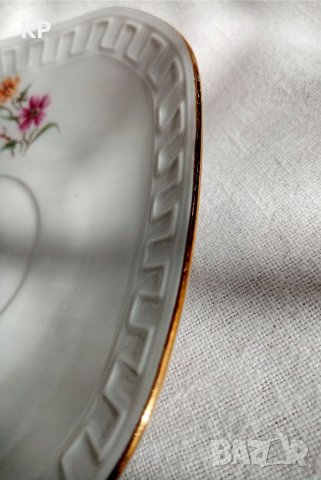 Винтидж порцеланова чинийка , снимка 2 - Антикварни и старинни предмети - 39768028