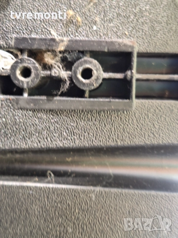 оригинална стойка крачета телевизор Crown модел 32133, снимка 3 - Стойки, 3D очила, аксесоари - 51736882