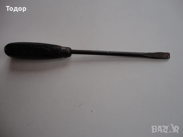 Яка военна отвертка Voltus Garantie , снимка 2 - Отвертки - 50534750