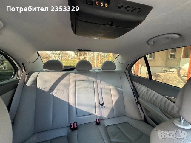 Mercedes-Benz E 320, снимка 17 - Автомобили и джипове - 53224297