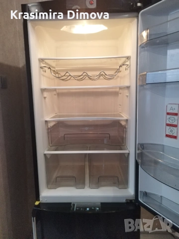 Хладилник с долна част фризер, снимка 3 - Хладилници - 53474149