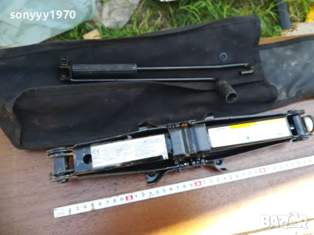 заявен-VW SKODA SEAT-ORIGINAL КРИК С ВЪРТОК И КЕЙС-ВНОС SWISS 1805251721LCHERY, снимка 10 - Аксесоари и консумативи - 50336155