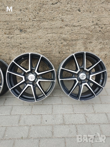 Джанти за Тойота 16ц, снимка 2 - Гуми и джанти - 52261465