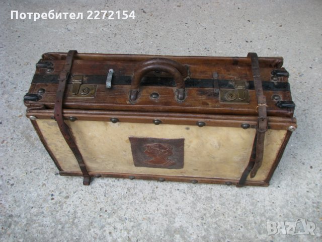 Голям стар куфар с мех-19 век, снимка 2 - Антикварни и старинни предмети - 28549836