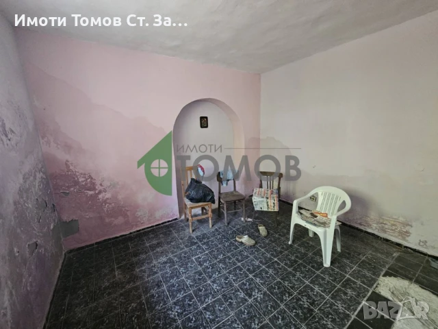 Двуетажна къща в района на Широк център , снимка 6 - Къщи - 51039761