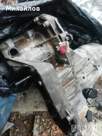 Скоростна кутия и дроселова клапа Рено Меган 1 1.6  16V , снимка 2 - Части - 42961958