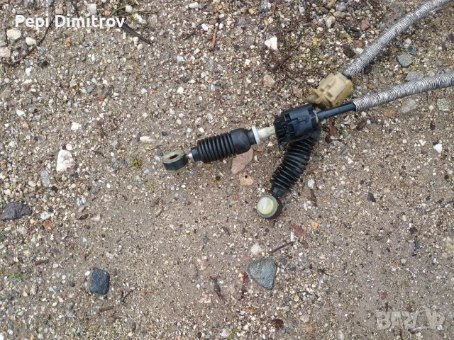 Скоростен лост + жила за за mazda 3 2.0 бензин.