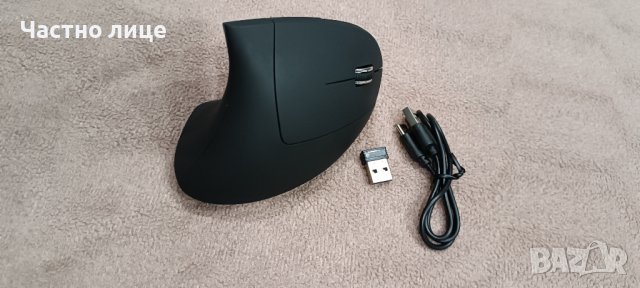 Вертикална мишка с USB зареждане , снимка 1 - Клавиатури и мишки - 43288005