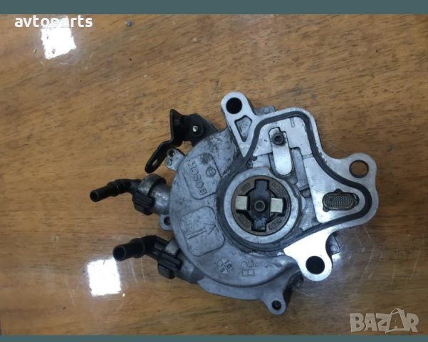 Jagyar s-type 2006година 2.7d вакум помпа