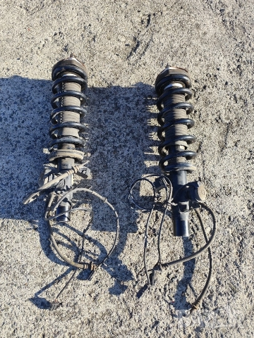 Амортисьори за Infinity fx30 -Qx70-, снимка 5 - Части - 52668655
