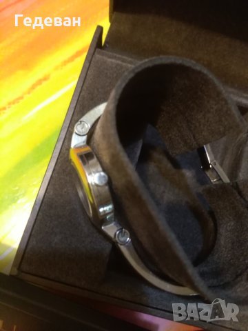 Оригинален Gucci YA105510, снимка 8 - Дамски - 27378001