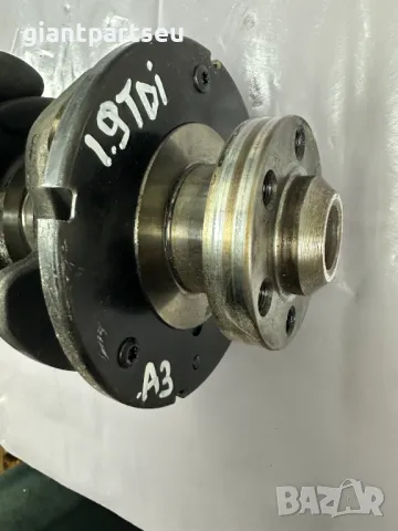 Колянов Вал за АУДИ AUDI A3 8L 1.9 TDI 06A105209B, снимка 3 - Части - 49602829