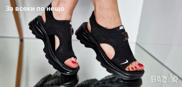 Nike Дамски Черни Сандали С Метален Акцент Найк Код P600, снимка 10 - Сандали - 50427795