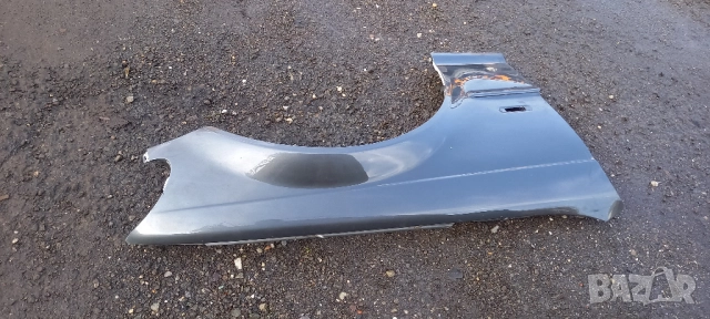 Десен калник BMW E46, снимка 3 - Части - 52677330