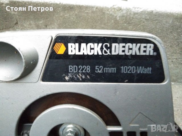Ръчен циркуляр Black&Decker 1020W, снимка 3 - Други инструменти - 32363569