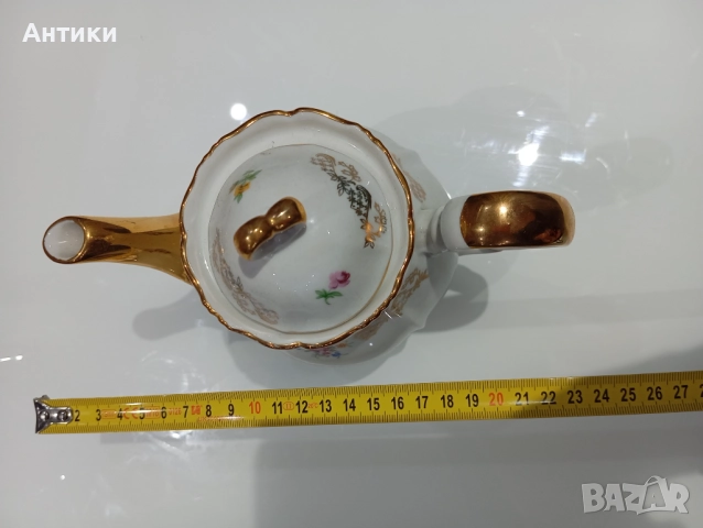 Стар порцеланов чайник маркиран, снимка 5 - Други - 52513951