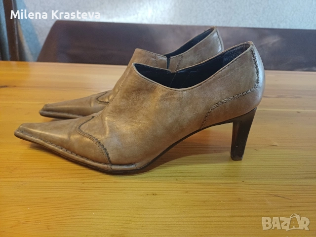 Franko Fortini естествена кожа