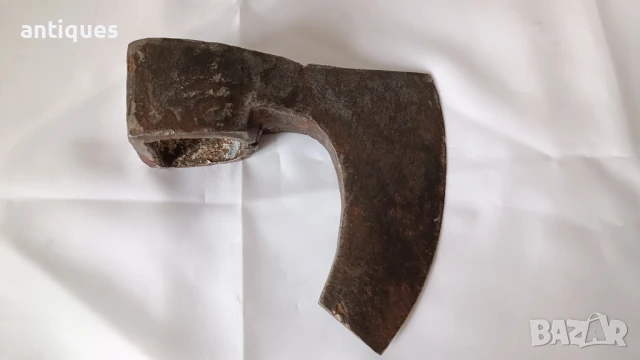 Стара брадва - топор от соц-а - около 2кг, снимка 5 - Антикварни и старинни предмети - 50625887