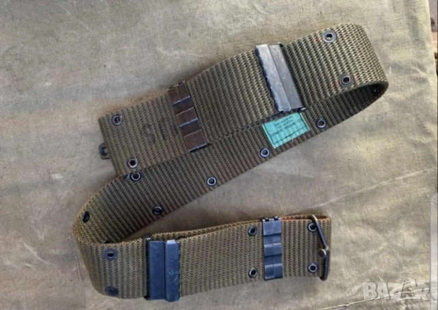 американски военен колан (pistol belt / equipment belt) от периода на Втората световна война.