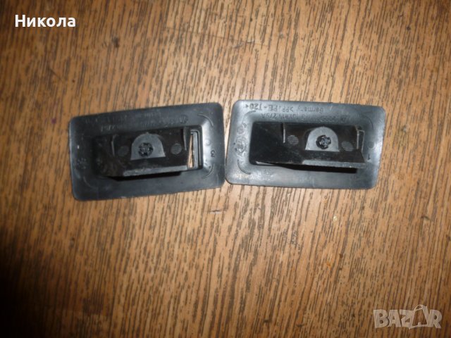 Решетки вентилация Голф 4, снимка 2 - Части - 40360784