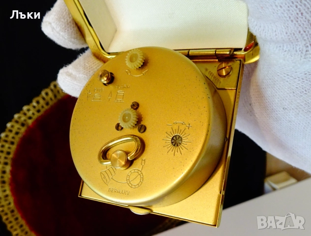 Europa механичен настолен часовник будилник,рубини,кожа. , снимка 8 - Антикварни и старинни предмети - 51826154