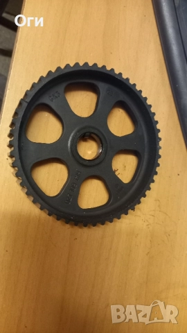 Зъбно колело за разпределителен вал от Пасат и Ауди 1.8 125 и 150к.с.  027 109 111H