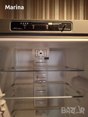 хладилник с фризер, снимка 4 - Хладилници - 52448711