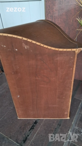 Ъглова стенна витрина масив, снимка 9 - Секции и витрини - 51959201