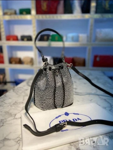чанти с камъни prada , снимка 2 - Чанти - 51065630